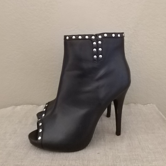 torrid peep toe booties